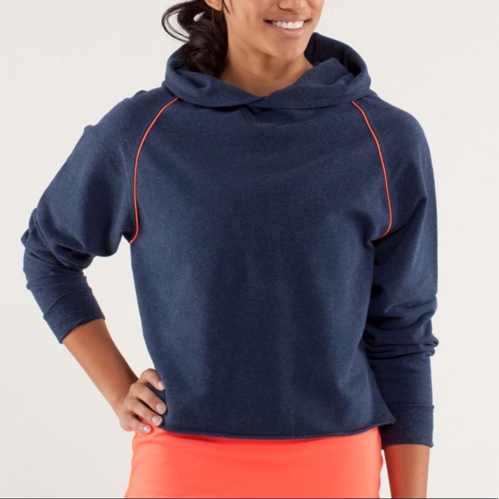 Lululemon cropped hoodie